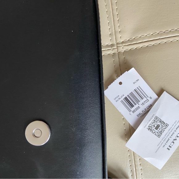 COACH Flap Clutch Crossbody CP034 SV/BK (Black) Bag - Picture 4 of 8